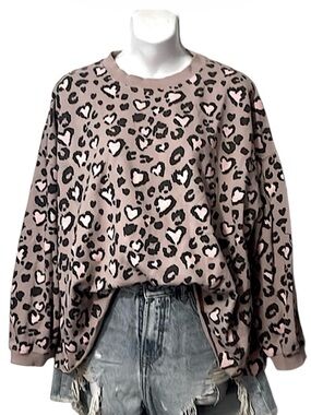 Mighty Fine Women’s Heart Long Sleeve Sweatshirt Crewneck Sweater M